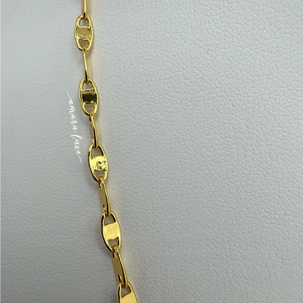 18” Valentino Link Chain 🔗 - Picture 3 of 4